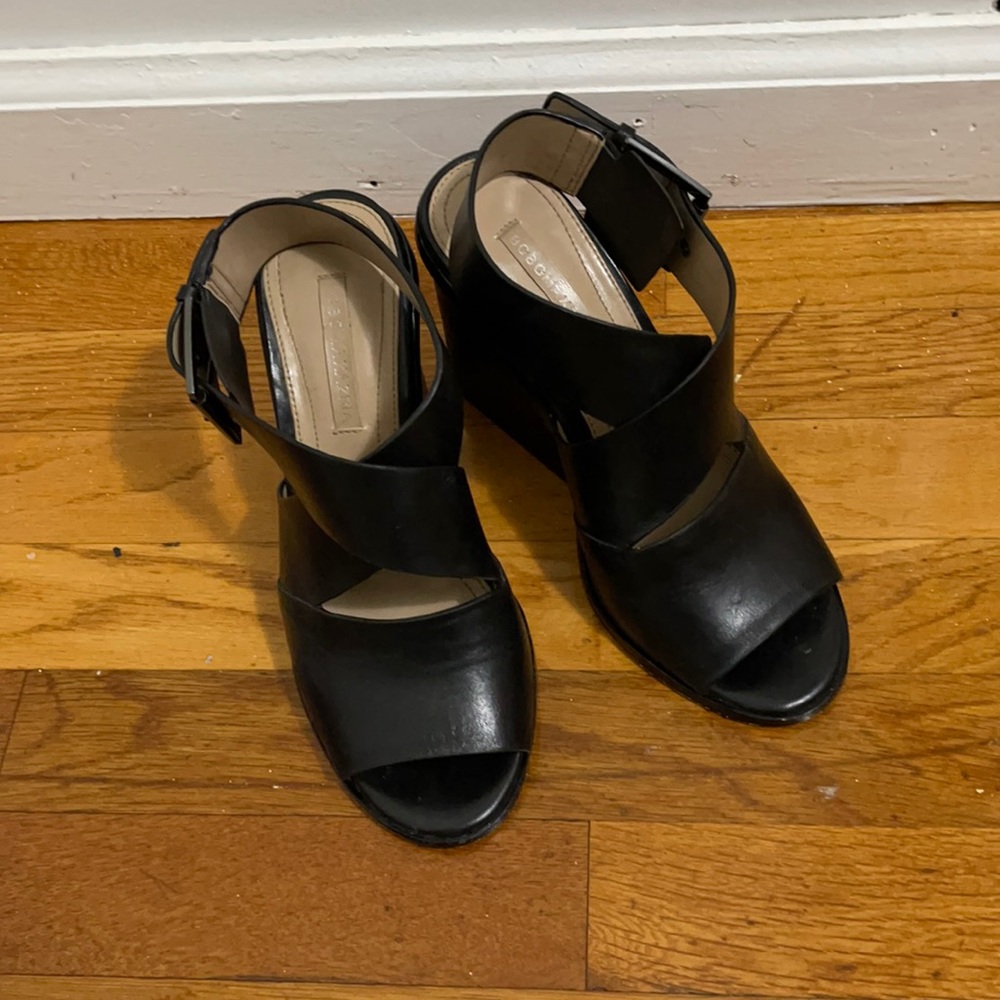 BCBGMAXAZRIA Tamia Chunky Heel Sandals